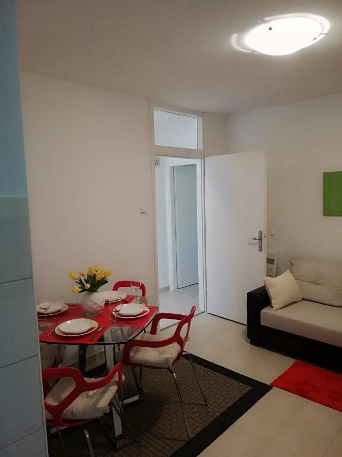 נובי ווינודולסקי Apartments Porat מראה חיצוני תמונה