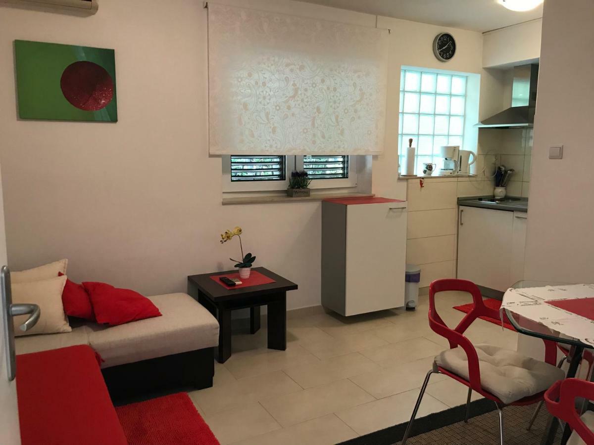 נובי ווינודולסקי Apartments Porat מראה חיצוני תמונה